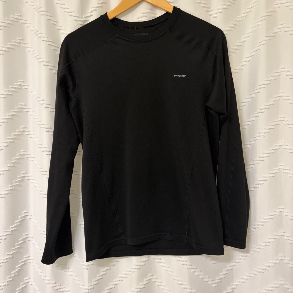 Patagonia Capilene 3 Midweight Base Layer Top Black Mens Small Long Sleeve